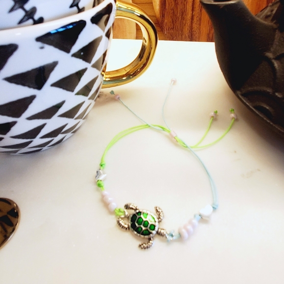 Turtle Love Bracelet - Support Wildlife Conservation - 7 Color Schemes Available - Picture 7 of 12